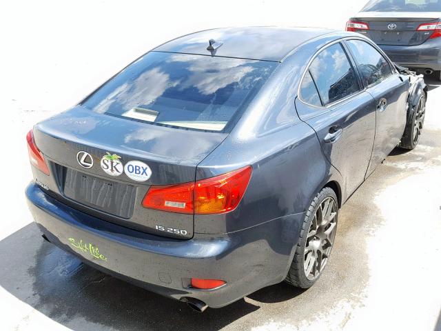 JTHBK262672025957 - 2007 LEXUS IS 250 GRAY photo 4