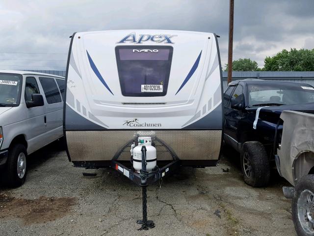 5ZT2CXHC2JL003939 - 2018 COACH APEX GRAY photo 2