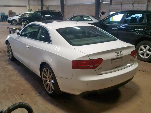 WAURFAFR6BA016344 - 2011 AUDI A5 PREMIUM WHITE photo 3