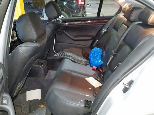 WBAAZ33475KW76061 - 2005 BMW 325 IS SUL SILVER photo 6