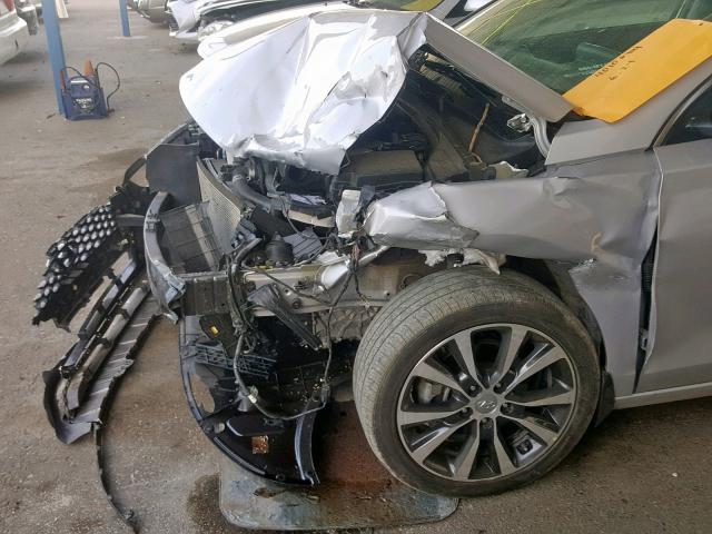 KMHH35LE8JU011817 - 2018 HYUNDAI ELANTRA GT SILVER photo 9