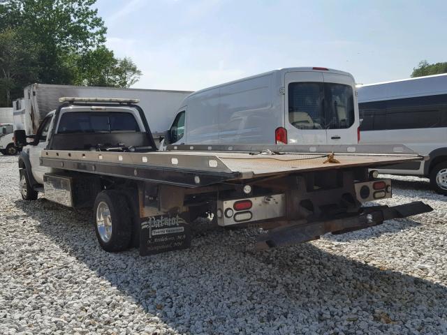 1FDAF5GR8AEA13969 - 2010 FORD F550 SUPER WHITE photo 3