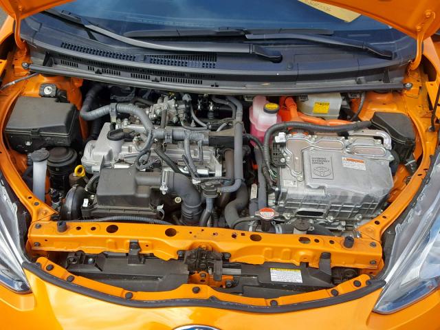 JTDKDTB38G1122180 - 2016 TOYOTA PRIUS C ORANGE photo 7