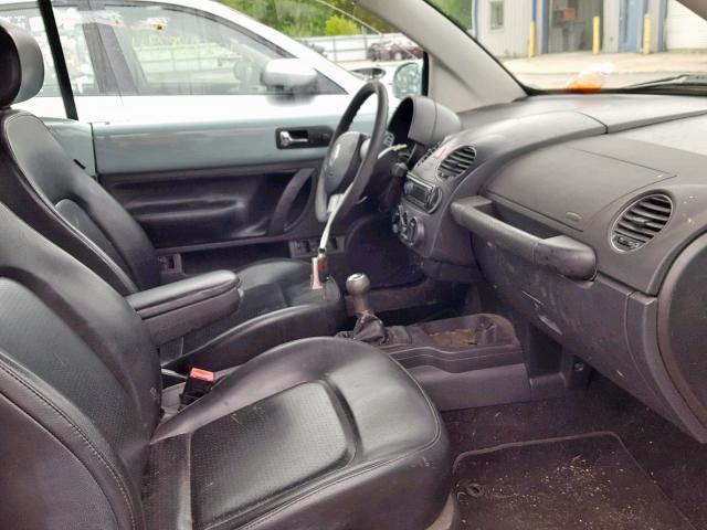 3VWPF31Y36M313050 - 2006 VOLKSWAGEN NEW BEETLE Blau Foto 5