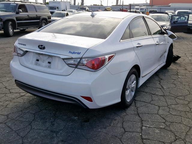 KMHEC4A41FA120913 - 2015 HYUNDAI SONATA HYB WHITE photo 4