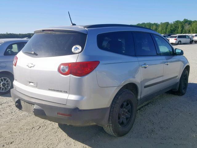 1GNKVFED3BJ144588 - 2011 CHEVROLET TRAVERSE L SILVER photo 4