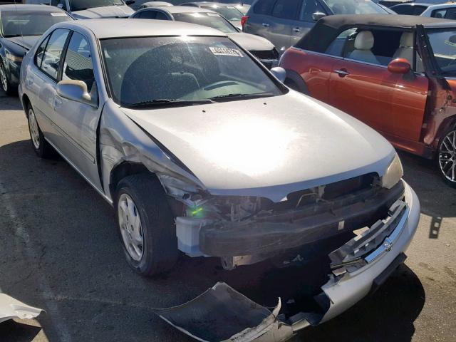 1N4DL01D1WC195467 - 1998 NISSAN ALTIMA XE SILVER photo 1