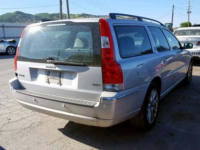 YV1SW592862551051 - 2006 VOLVO V70 2.5T SILVER photo 4