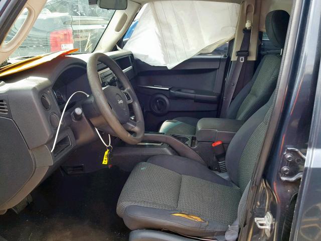 1J8HG48K88C166779 - 2008 JEEP COMMANDER 灰色 照片 5