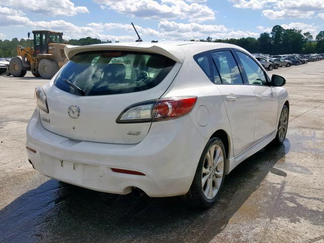 JM1BL1K62B1371990 - 2011 MAZDA 3 S WHITE photo 4