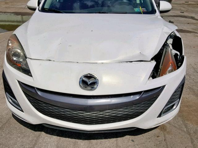 JM1BL1K62B1371990 - 2011 MAZDA 3 S WHITE photo 7