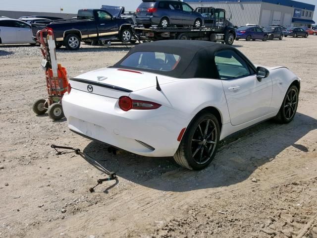 JM1NDAC72G0104203 - 2016 MAZDA MX-5 MIATA WHITE photo 4