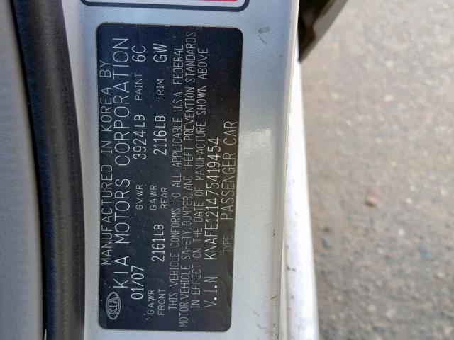 KNAFE121475419454 - 2007 KIA SPECTRA EX SILVER photo 10