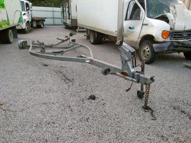 1MDBN5V17WA957935 - 1998 BOAT TRAILER SILVER photo 1