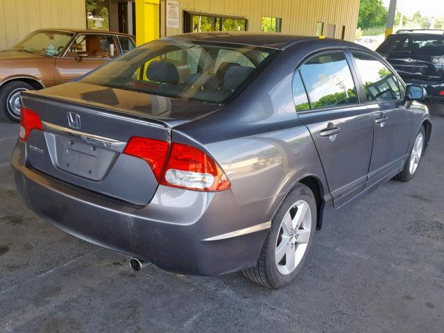 2HGFA1F63BH531542 - 2011 HONDA CIVIC LX-S فحمي صورة 4