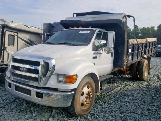 3FRNF65P76V268866 - 2006 FORD F650 SUPER WHITE photo 2