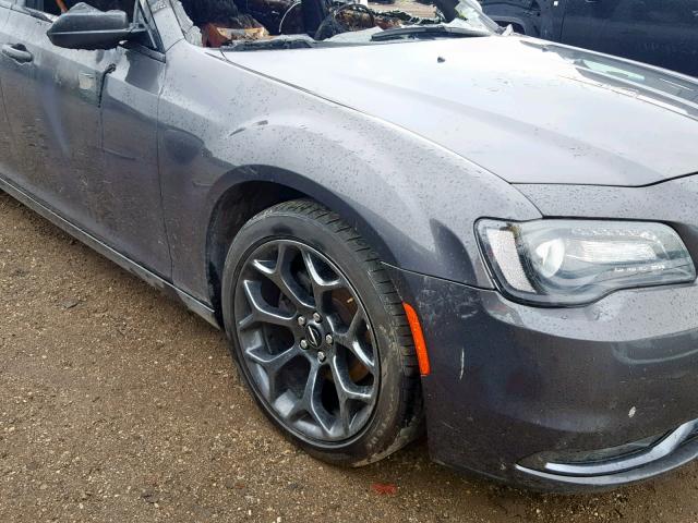 2C3CCABG7JH214411 - 2018 CHRYSLER 300 S GRAY photo 9