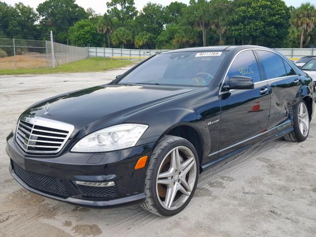 WDDNG7EB3BA389241 - 2011 MERCEDES-BENZ S 63 AMG BLACK photo 2