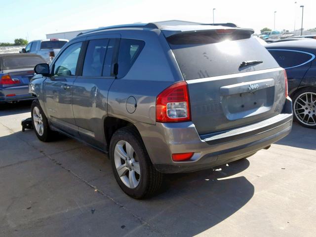 1C4NJCBA9CD559411 - 2012 JEEP COMPASS SP ნაცრისფერი ფოტო 3