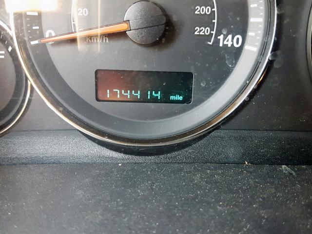 1J8HG48K56C134546 - 2006 JEEP COMMANDER GRAY photo 8