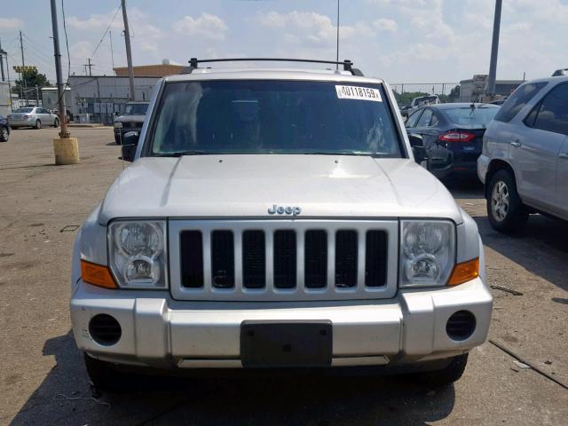 1J8HG48K56C134546 - 2006 JEEP COMMANDER GRAY photo 9