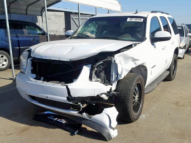 1GKS1AE02BR389750 - 2011 GMC YUKON SLE WHITE photo 2