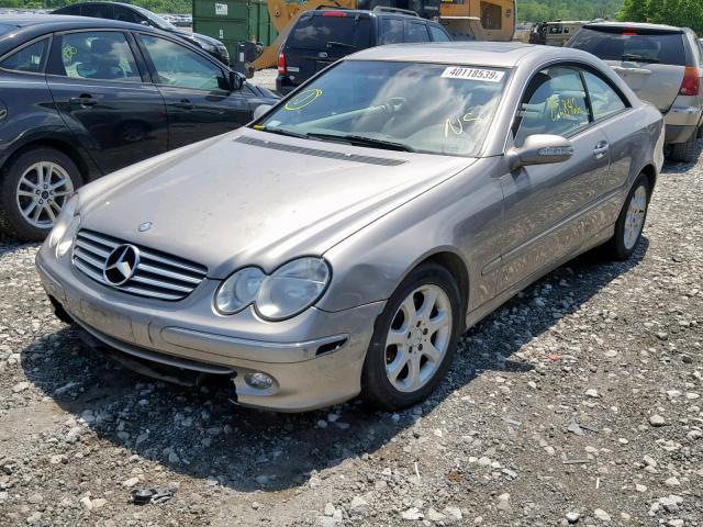 WDBTJ65J74F113928 - 2004 MERCEDES-BENZ CLK 320C TAN photo 2