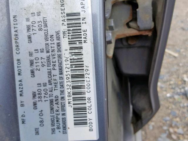 JM1BK323951219651 - 2005 MAZDA 3 S GRAY photo 10