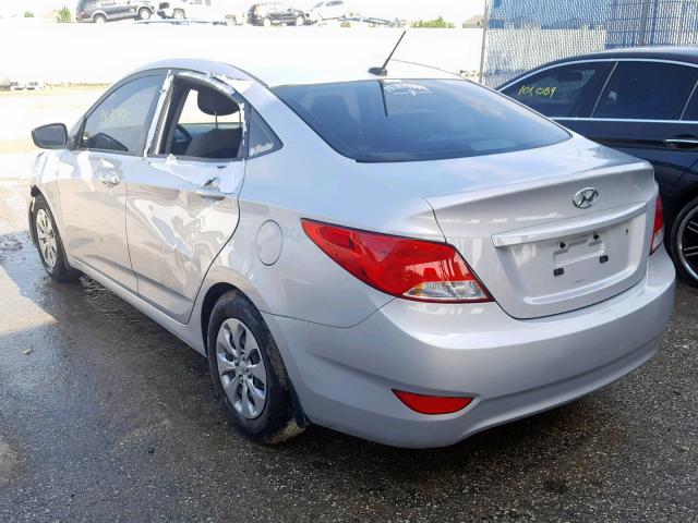 KMHCT4AE5GU084742 - 2016 HYUNDAI ACCENT SE SILVER photo 3