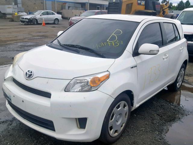 JTKKU10468J021939 - 2008 TOYOTA SCION XD WHITE photo 2