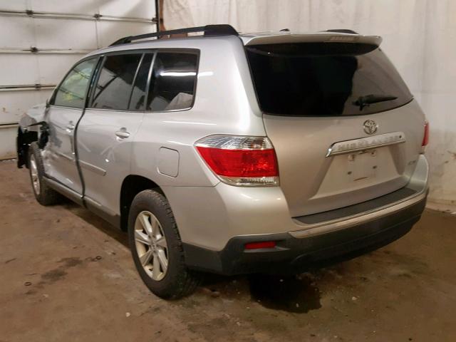 5TDBK3EH3CS128494 - 2012 TOYOTA HIGHLANDER SILVER photo 3