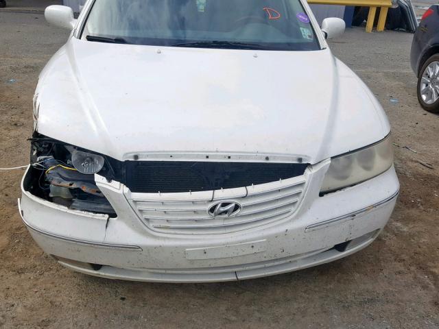 KMHFC46F66A055622 - 2006 HYUNDAI AZERA SE WHITE photo 7