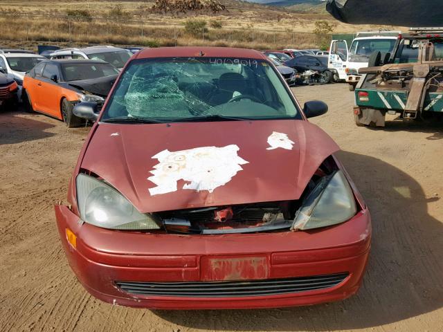 1FAFP33P13W286996 - 2003 FORD FOCUS LX RED photo 9
