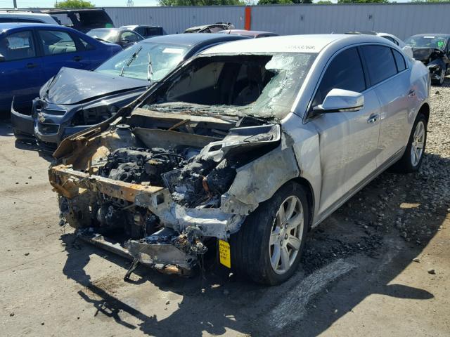 1G4GC5EC1BF105938 - 2011 BUICK LACROSSE C SILVER photo 2