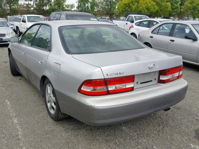 JT8BF28G2Y0241394 - 2000 LEXUS ES 300 SILVER photo 3