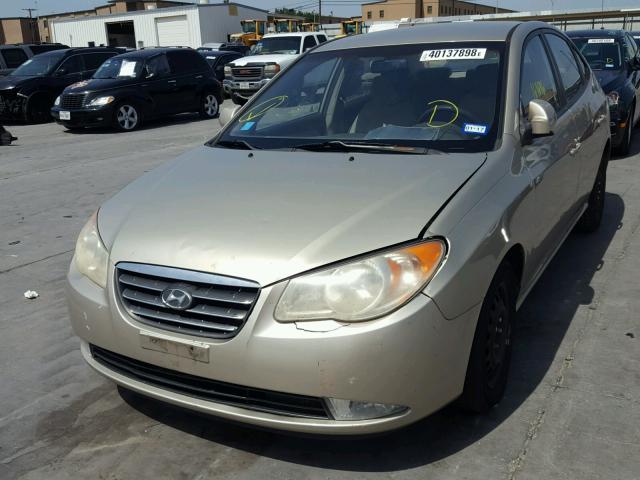 KMHDU46D57U046932 - 2007 HYUNDAI ELANTRA GL GOLD photo 2