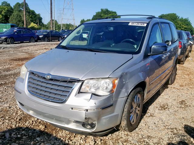 2A4RR5DXXAR290993 - 2010 CHRYSLER TOWN & COU SILVER photo 2