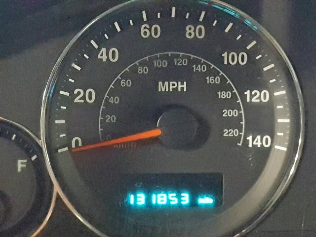 1J8HG58227C580113 - 2007 JEEP COMMANDER GREEN photo 8