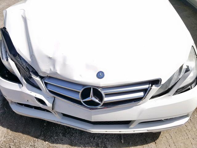 WDDKJ5GB2AF030504 - 2010 MERCEDES-BENZ E 350 WHITE photo 7