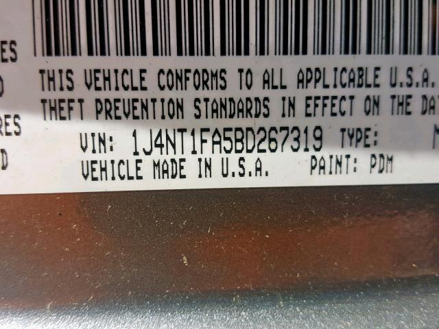 1J4NT1FA5BD267319 - 2011 JEEP COMPASS SP ნაცრისფერი ფოტო 10