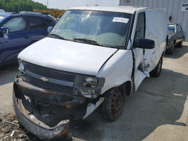 1GCDM19X04B115977 - 2004 CHEVROLET ASTRO WHITE photo 2