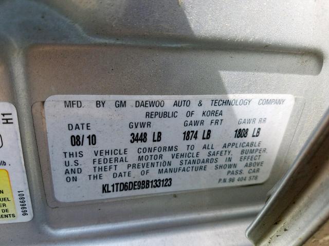 KL1TD6DE9BB133123 - 2011 CHEVROLET AVEO LS SILVER photo 10