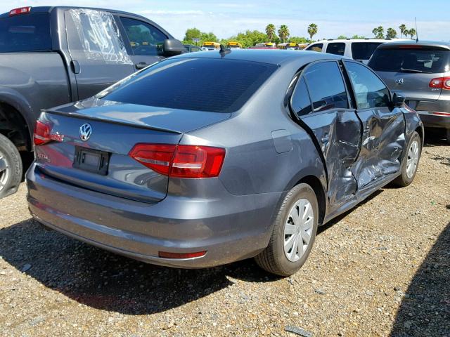 3VW2K7AJ7FM323953 - 2015 VOLKSWAGEN JETTA BASE CHARCOAL photo 4