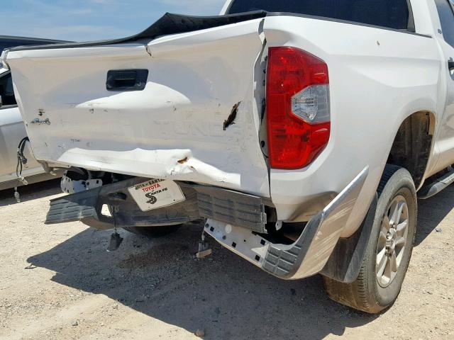 5TFDW5F18HX649433 - 2017 TOYOTA TUNDRA CRE WHITE photo 9