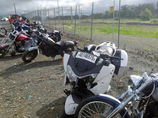 WB10388037ZT11242 - 2007 BMW R1200 RT WHITE photo 2