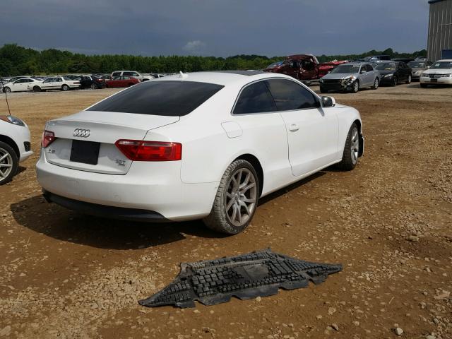 WAUCFAFR3AA066333 - 2010 AUDI A5 PREMIUM WHITE photo 4