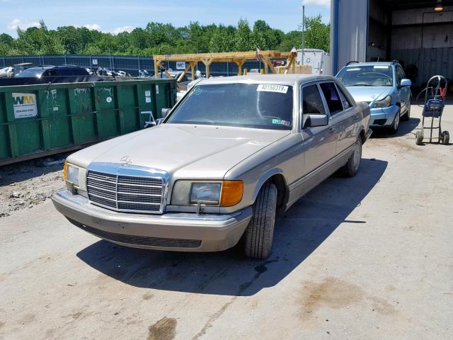 WDBCA3508HA327242 - 1987 MERCEDES-BENZ 420 SEL GOLD photo 2