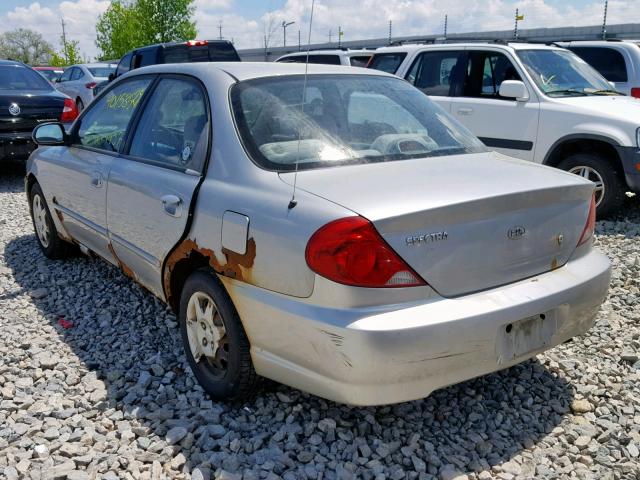 KNAFB121835262868 - 2003 KIA SPECTRA BA SILVER photo 3