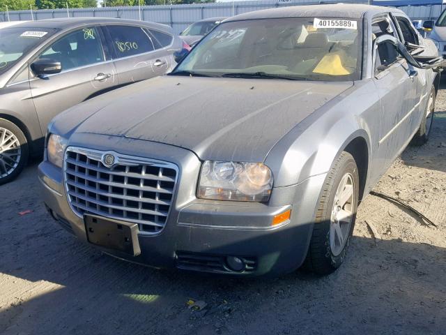 2C3LA53G47H689034 - 2007 CHRYSLER 300 TOURIN GRAY photo 2