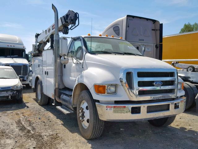 3FRWF75S76V329194 - 2006 FORD F750 SUPER WHITE photo 1